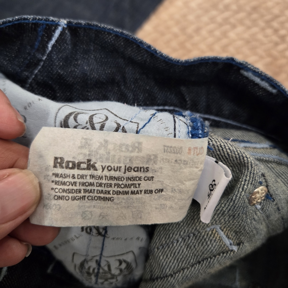 Rock & Republic Taylor Jeans Mens 34 Dark Wash Bootcut Embroidered Flap Pocket - Picture 12 of 13